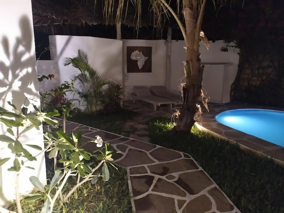 Garoda House Turtle Bay Jacuzzi ☆☆☆☆☆ Kilifi Ватаму Екстериор снимка